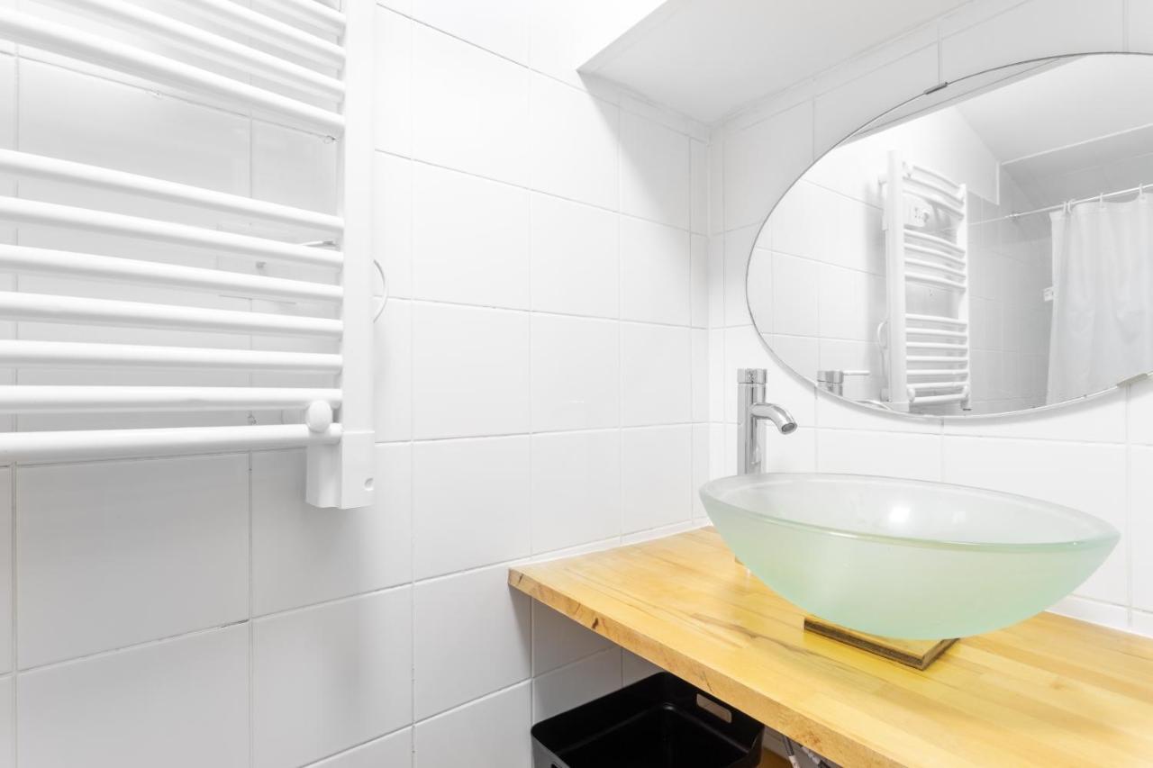 Soft Studio Downtown Close To The Harbour - Dodo Et Tartine Tolone Esterno foto